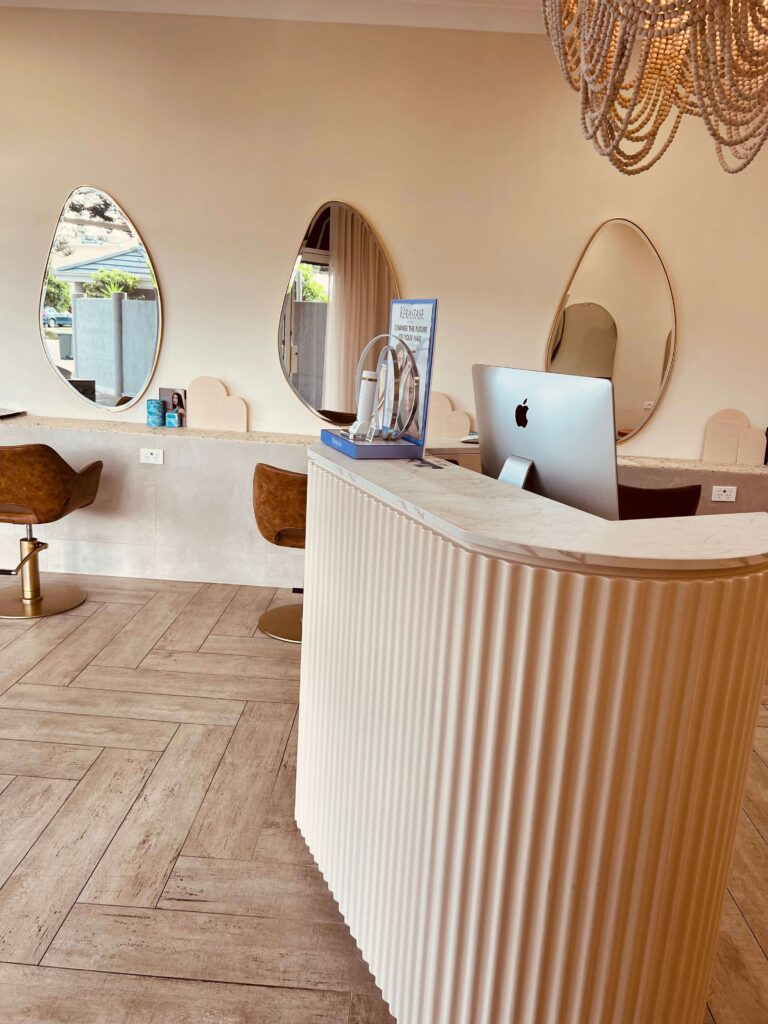 ellis-perry-hair-salon-central coast hair dresser avoca hair salon May 2025